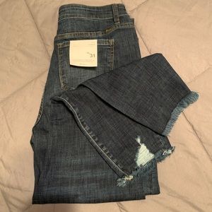 Distressed kancan skinny jeans